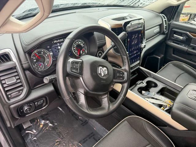 Used 2024 Silver Ram Laramie image 15
