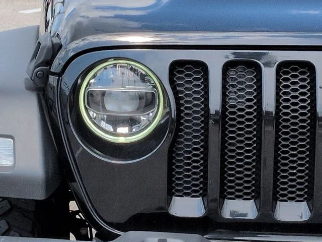 Certified Used 2022 Black Clearcoat Jeep Unlimited Willys image 10