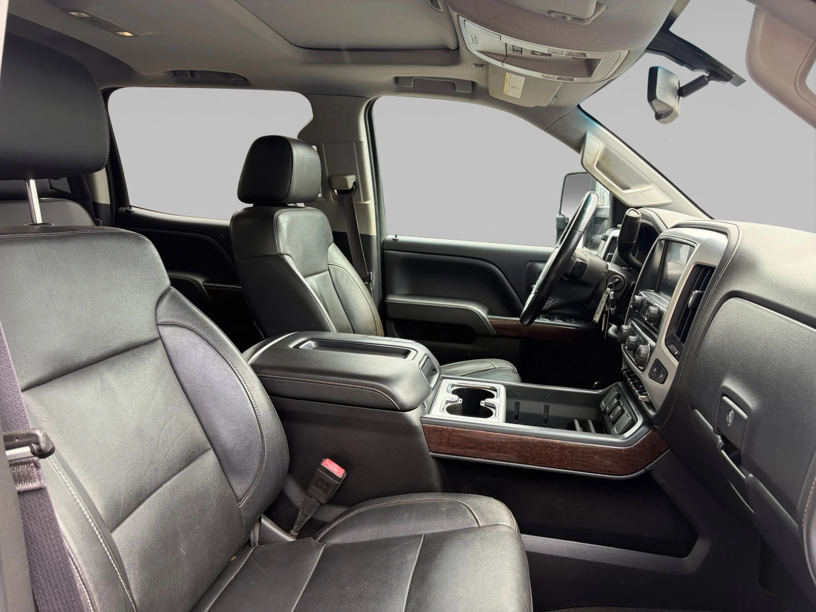 Used 2015 Black GMC SLT image 17