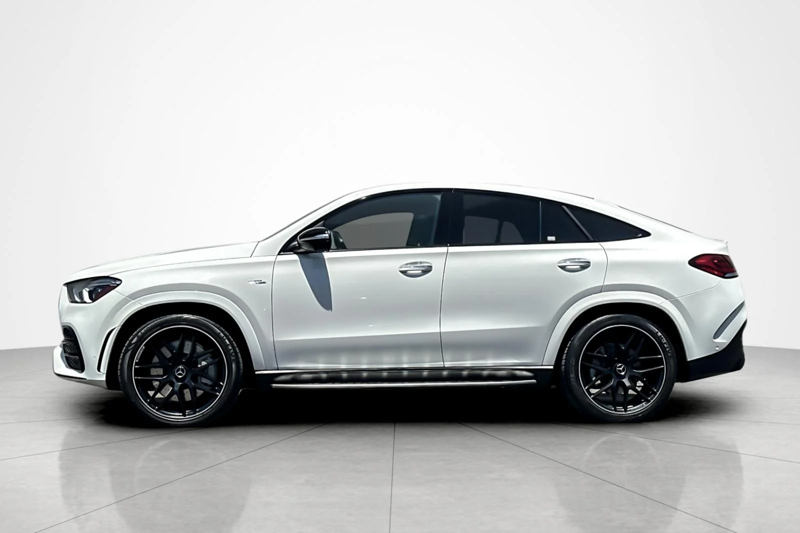 Used 2022 Polar White Mercedes-Benz AMG® GLE 53 image 2