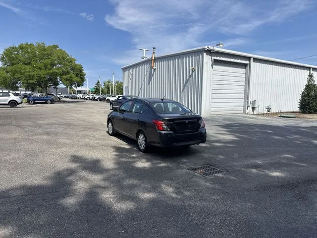 Used 2015 Gray Nissan 1.6 S image 7