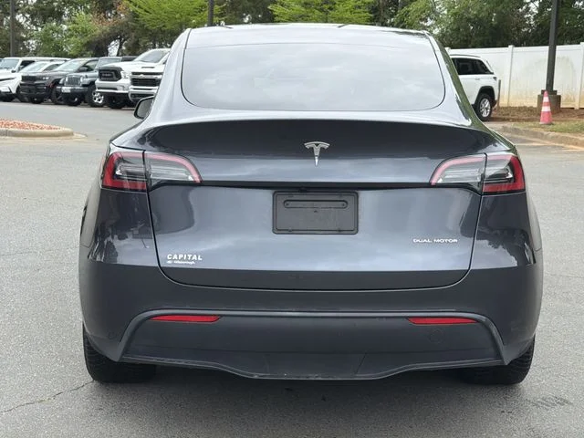 Used 2024  Tesla Long Range image 12