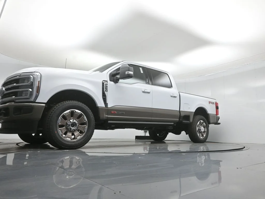 New 2026 Oxford White Ford King Ranch image 44
