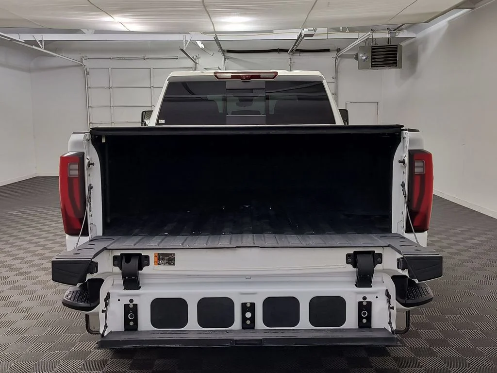 Used 2024 Summit White GMC Denali image 19