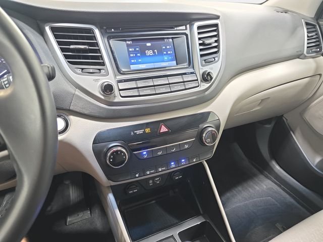 Used 2017 Coliseum Gray Hyundai Sport image 20