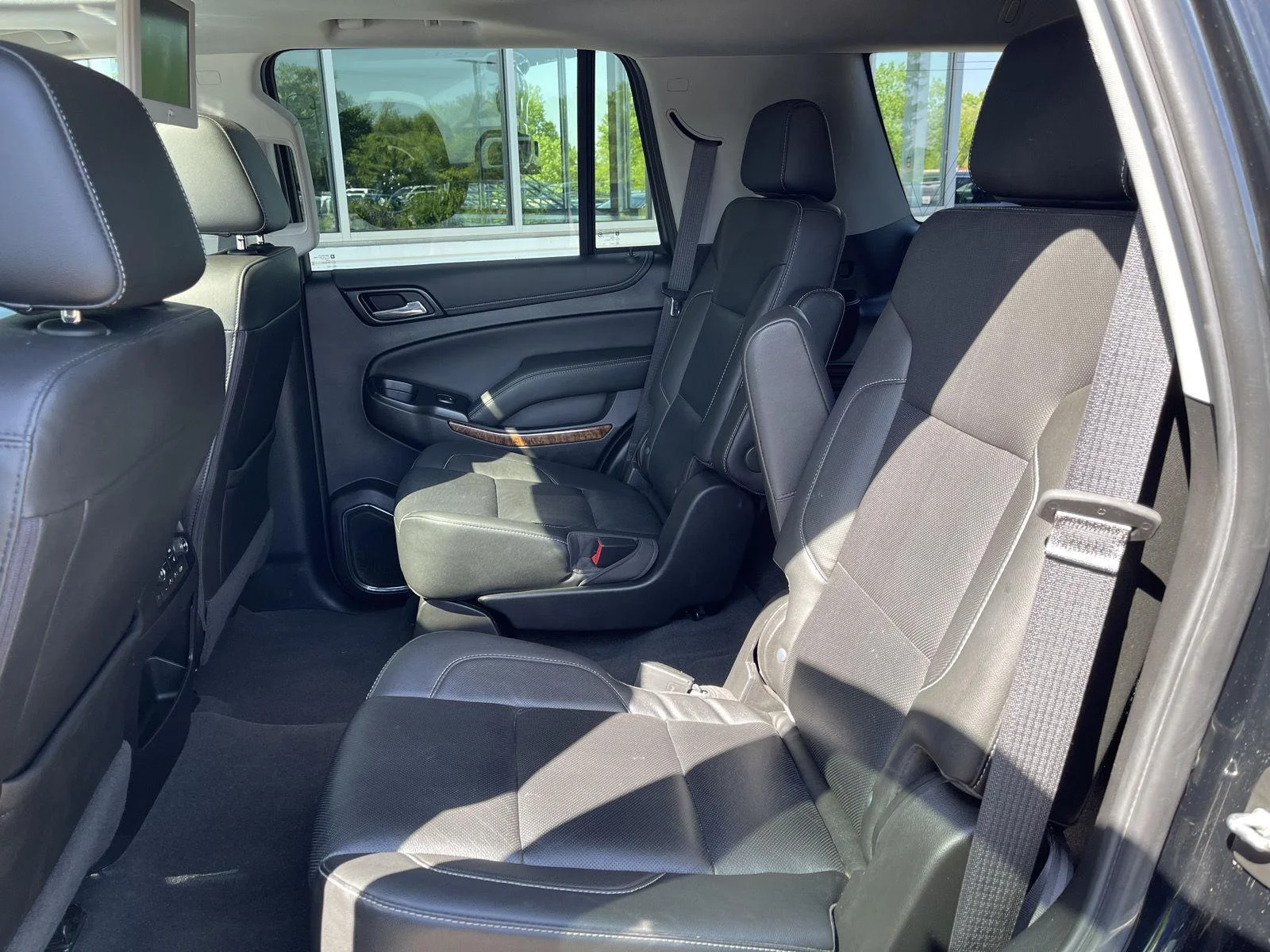 Used 2020 Black Chevrolet Premier image 40