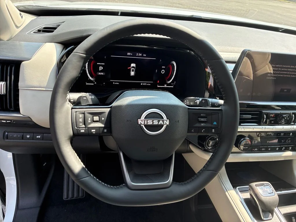 New 2026 Everest White Pearl TriCoat Nissan SL image 17
