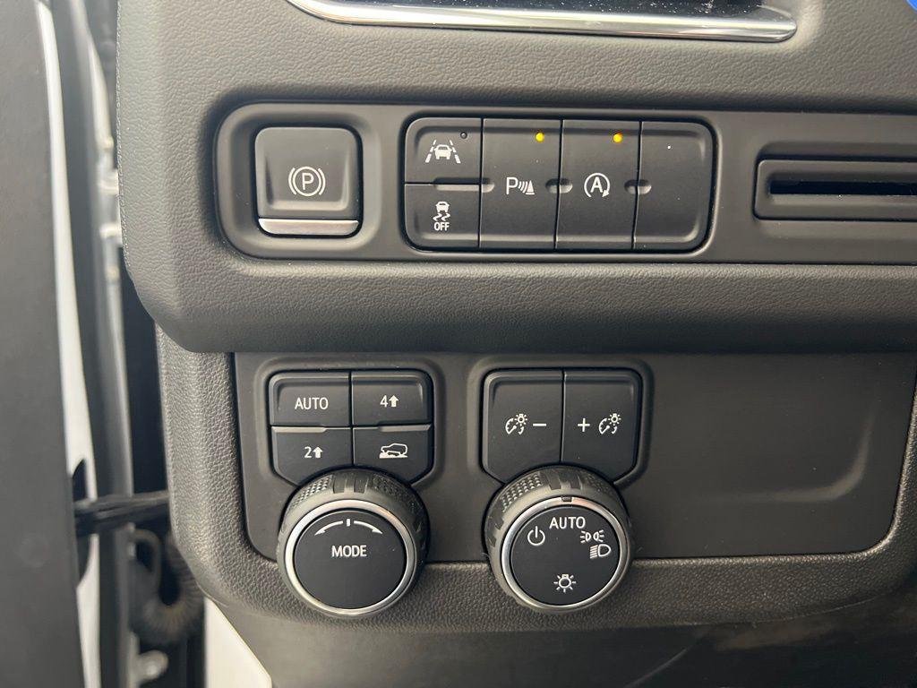 Used 2023 Summit White Chevrolet LT image 22