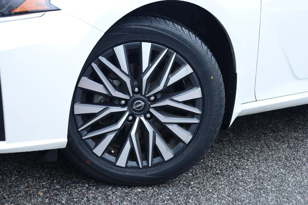 2024 Nissan Altima SV - Photo 20