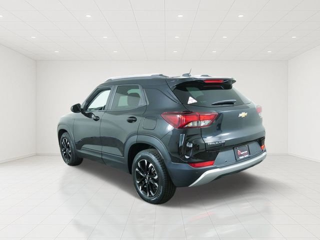 Certified Used 2022 Black Chevrolet LT image 7