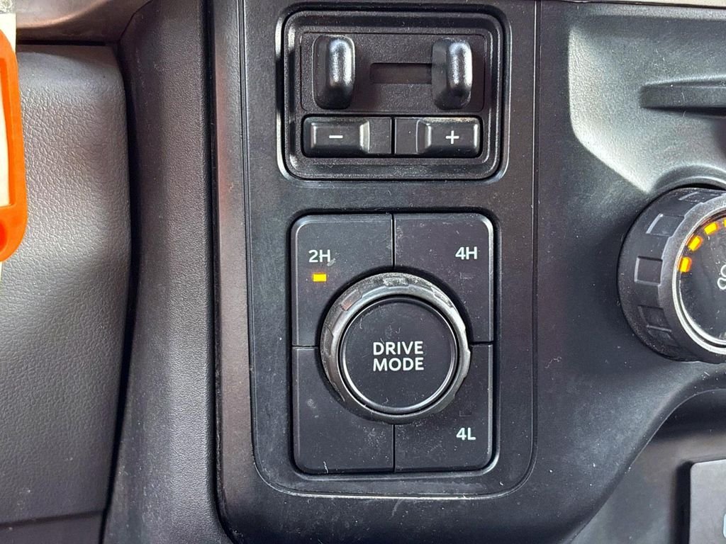 Used 2023 White Ford XL image 23