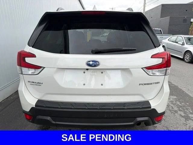 Used 2021 Crystal White Pearl Subaru Premium image 15