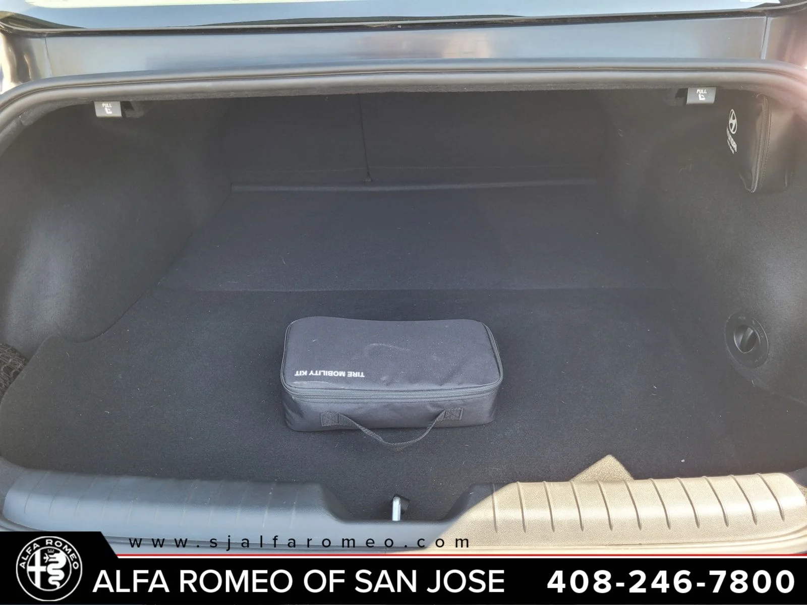Used 2024 Black Hyundai SEL image 26
