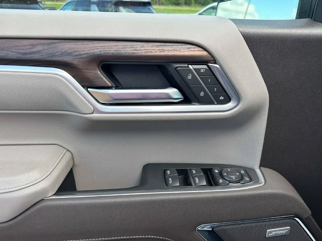 2026 GMC Sierra 1500 SLT - Photo 32