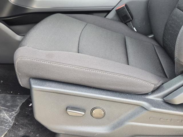 New 2026 Oxford White Ford XLT image 36