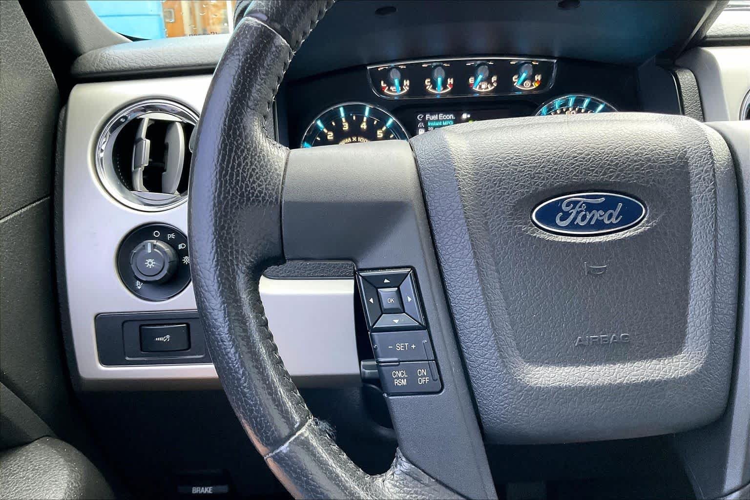 Used 2014 Tuxedo Black Metallic Ford Lariat image 24