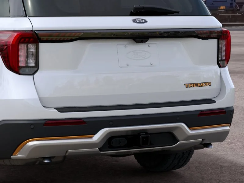 New 2027 Star White Metallic Tri-Coat Ford Tremor® image 23