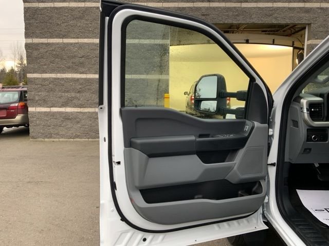 2024 Ford F-550 Super Duty Chassis Cab XL - Photo 12