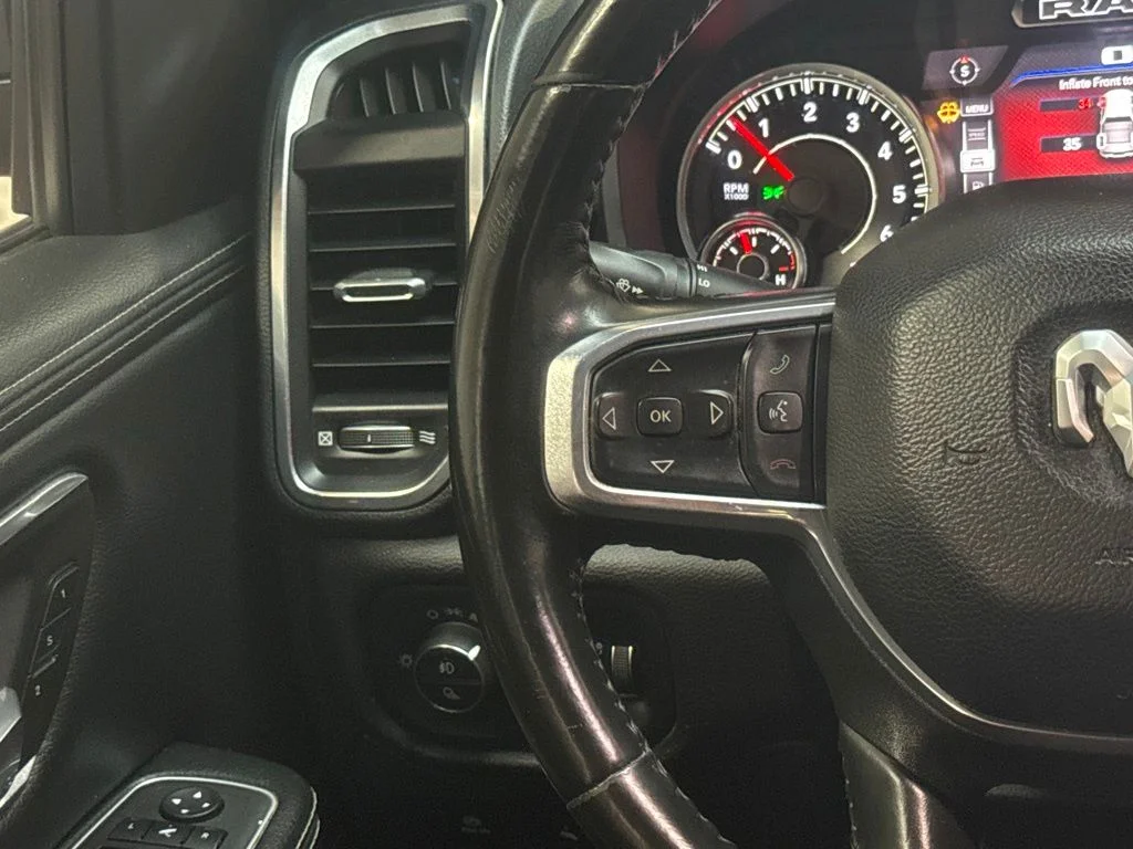 Used 2022 Billet Silver Metallic Clearcoat Ram Laramie image 17
