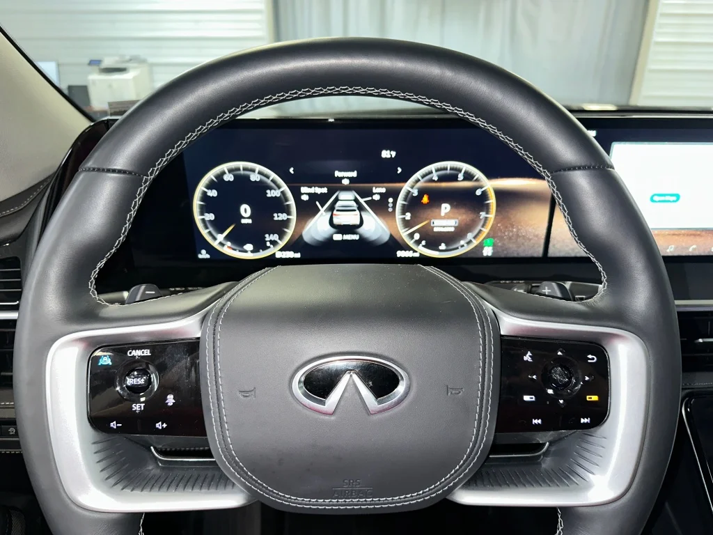 Certified Used 2025 Dynamic Metal INFINITI SENSORY image 10