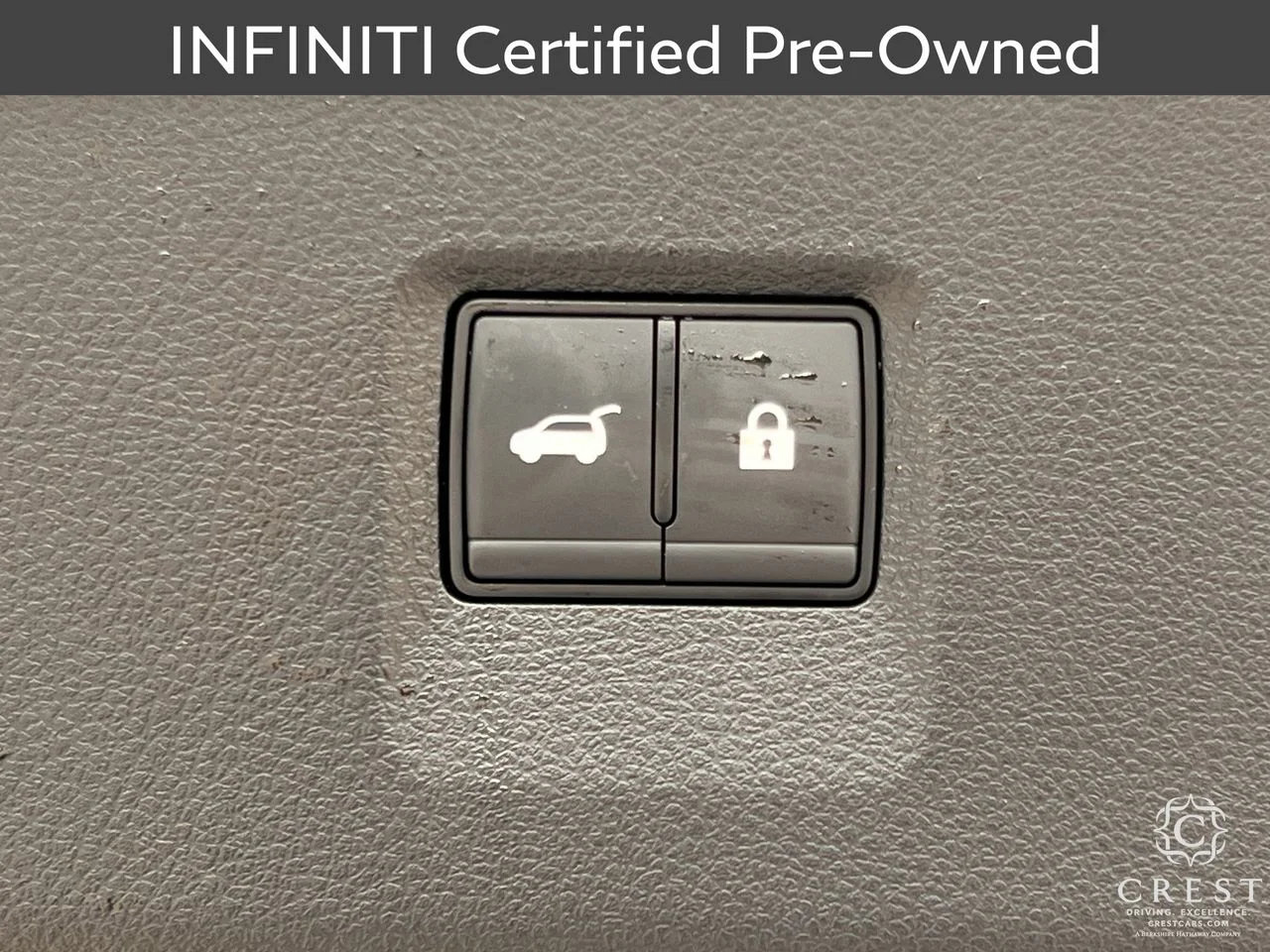 Certified Used 2026 Mineral Black INFINITI LUXE image 33