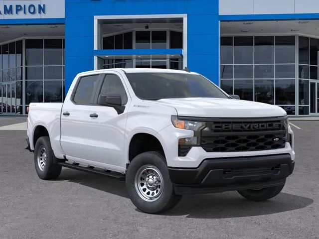 New 2026 Summit White Chevrolet WT image 7