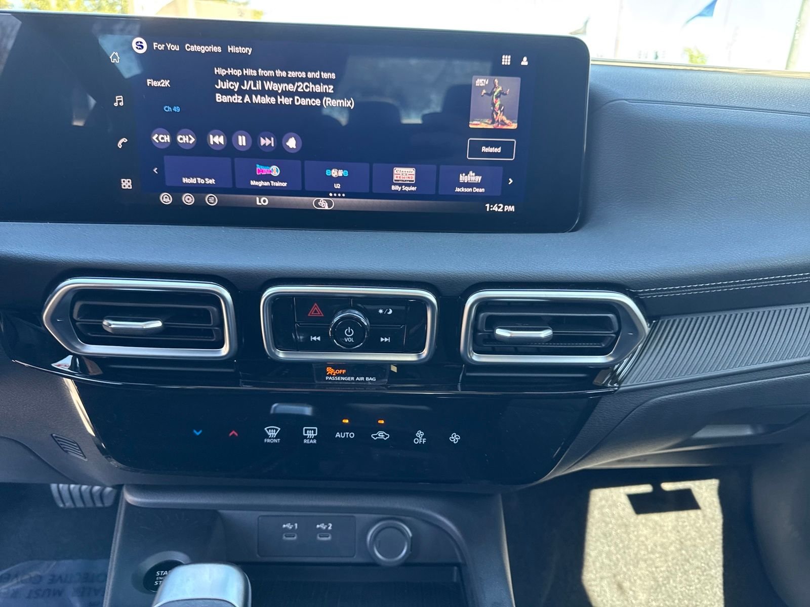 New 2026 Nissan Sentra SV 4D Sedan