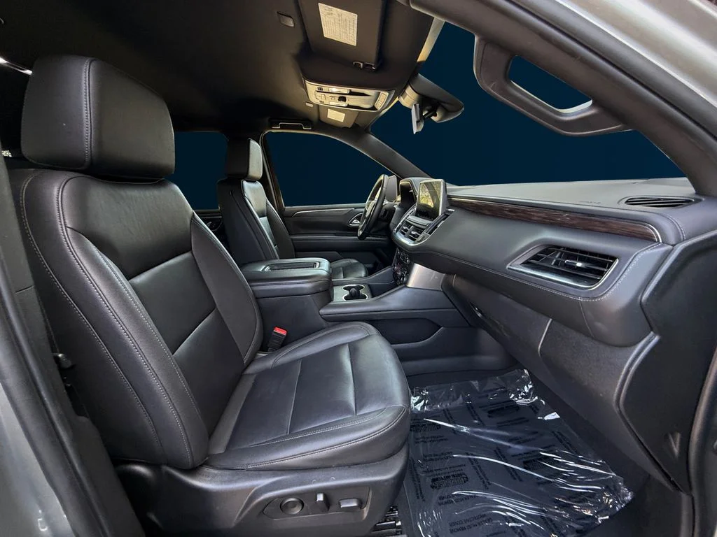 Used 2024 Gray Chevrolet LT image 17