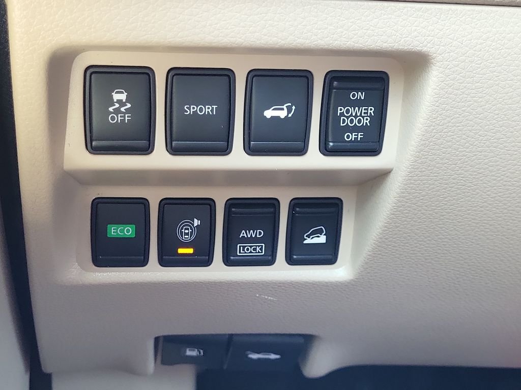Used 2016 Blue Nissan SL image 34