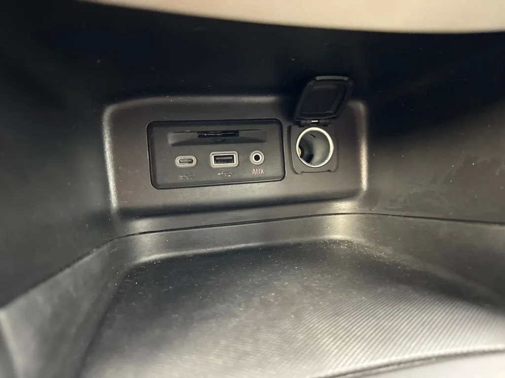Used 2024 White Chevrolet LT image 69