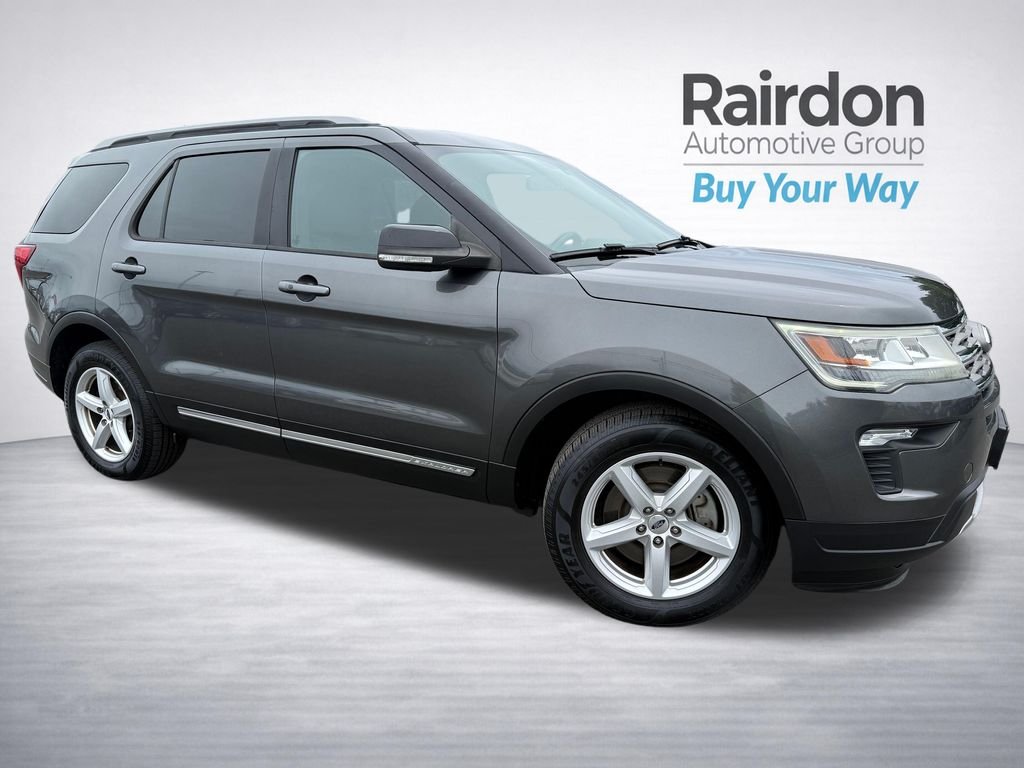 Used 2018 Gray Ford XLT image 1