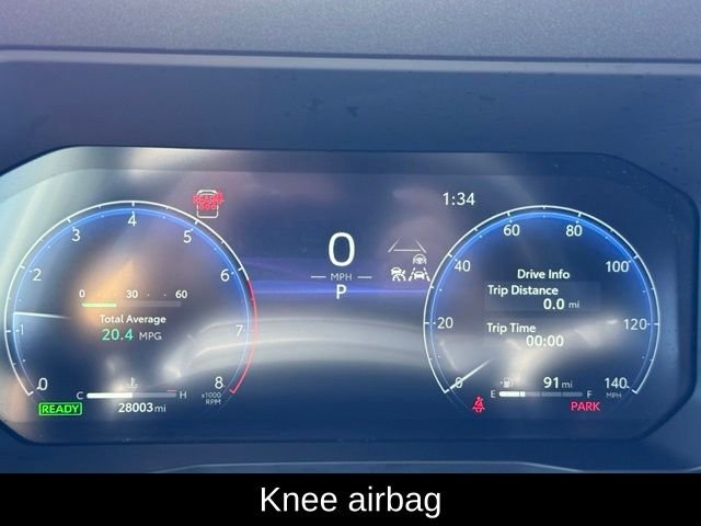 Used 2025 Wind Chill Pearl Toyota Base image 33