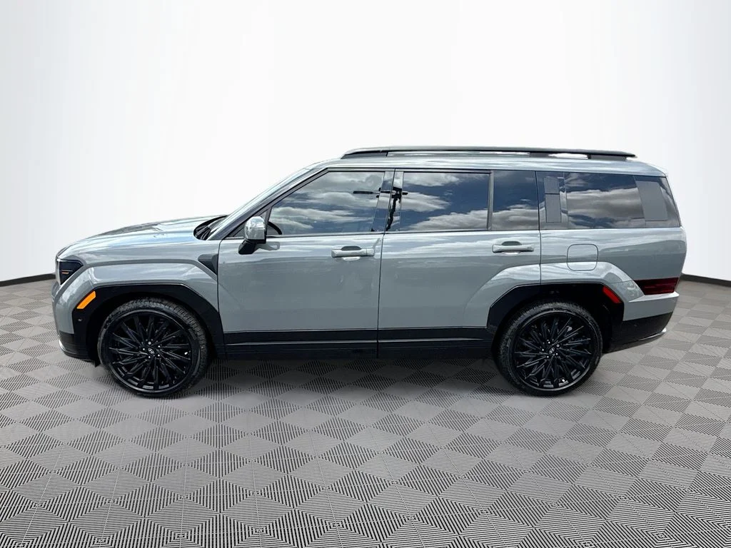 Used 2025 Gray Hyundai Calligraphy image 9