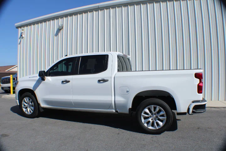 Used 2023 Summit White Chevrolet Custom image 3