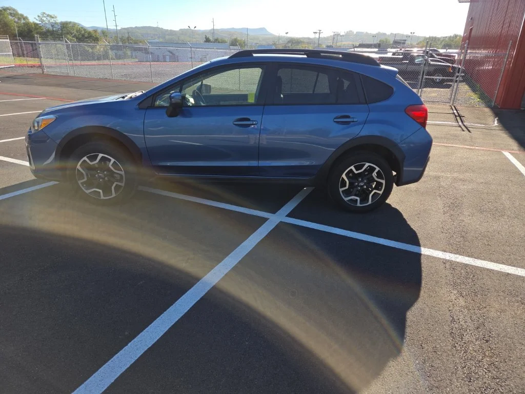 Used 2017 Blue Subaru 2.0i Limited image 5