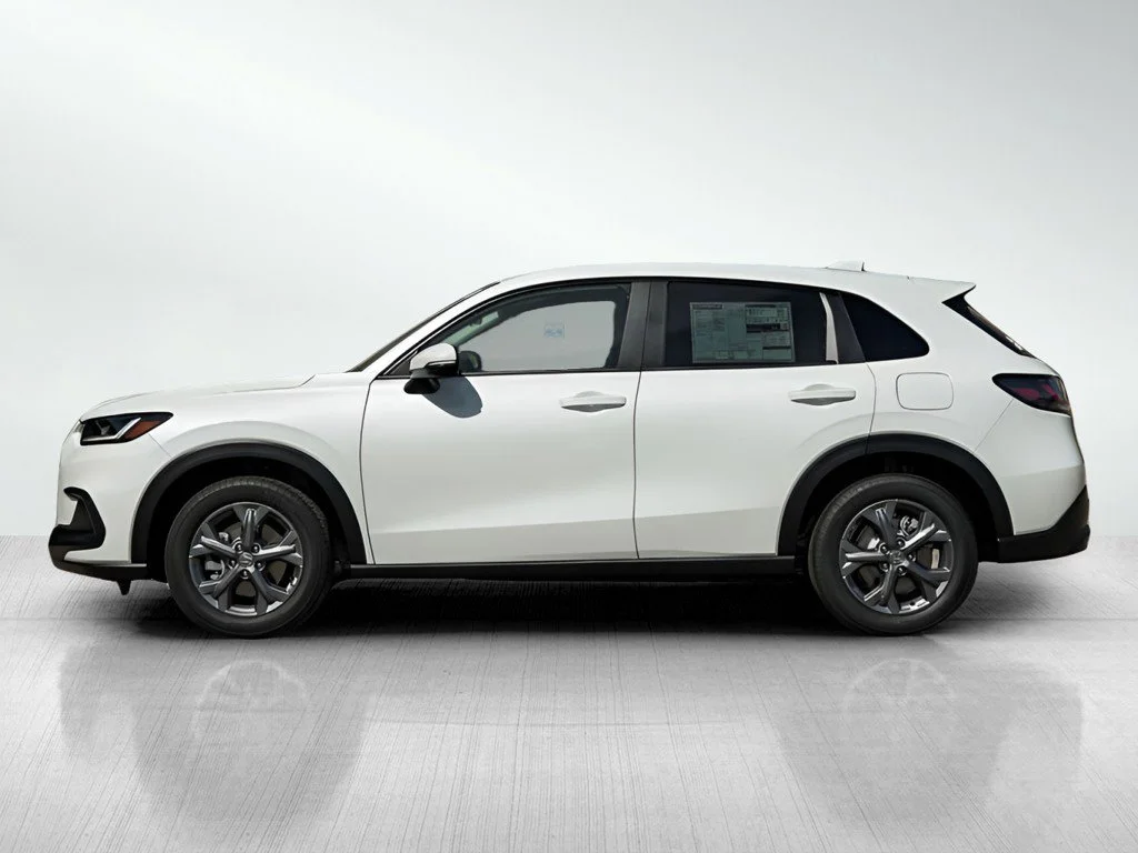 New 2027 Platinum White Pearl Honda LX image 4