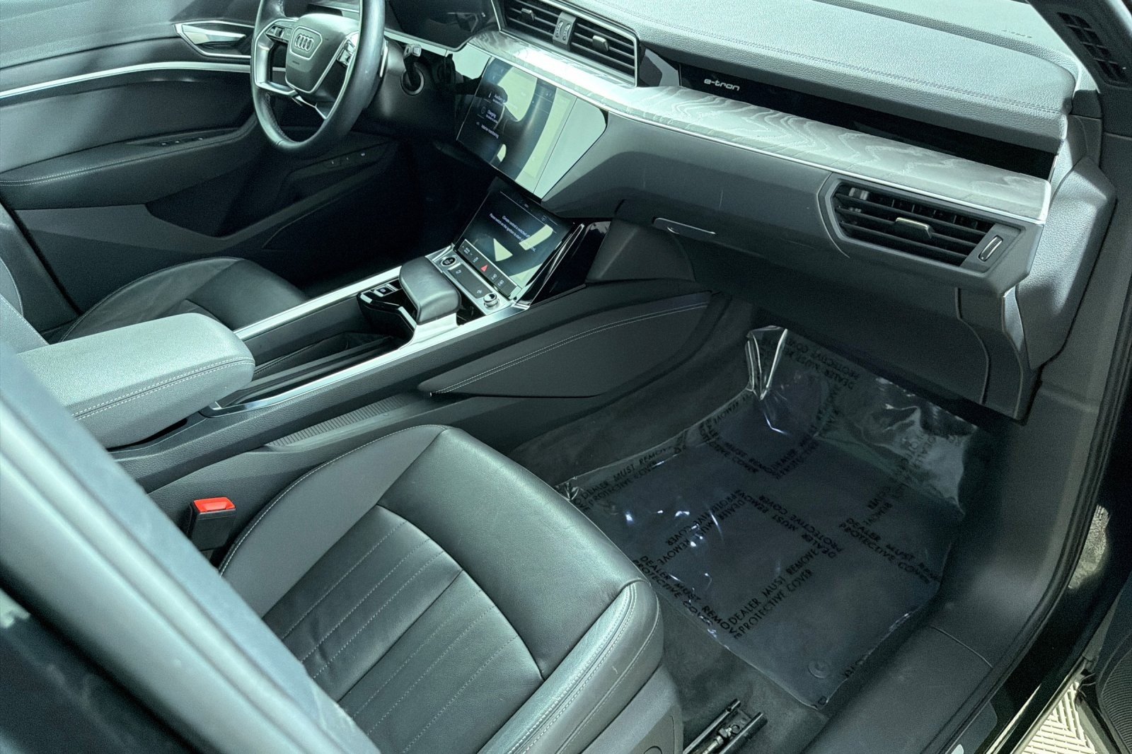 Used 2022 Brilliant Black Audi Premium quattro image 15