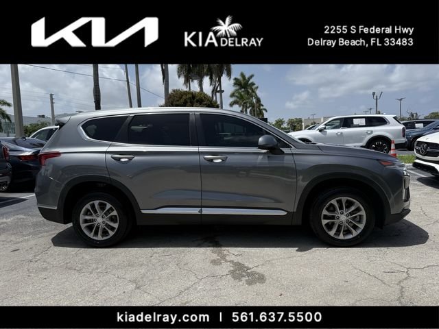 Used 2020 Gray Hyundai SE image 2