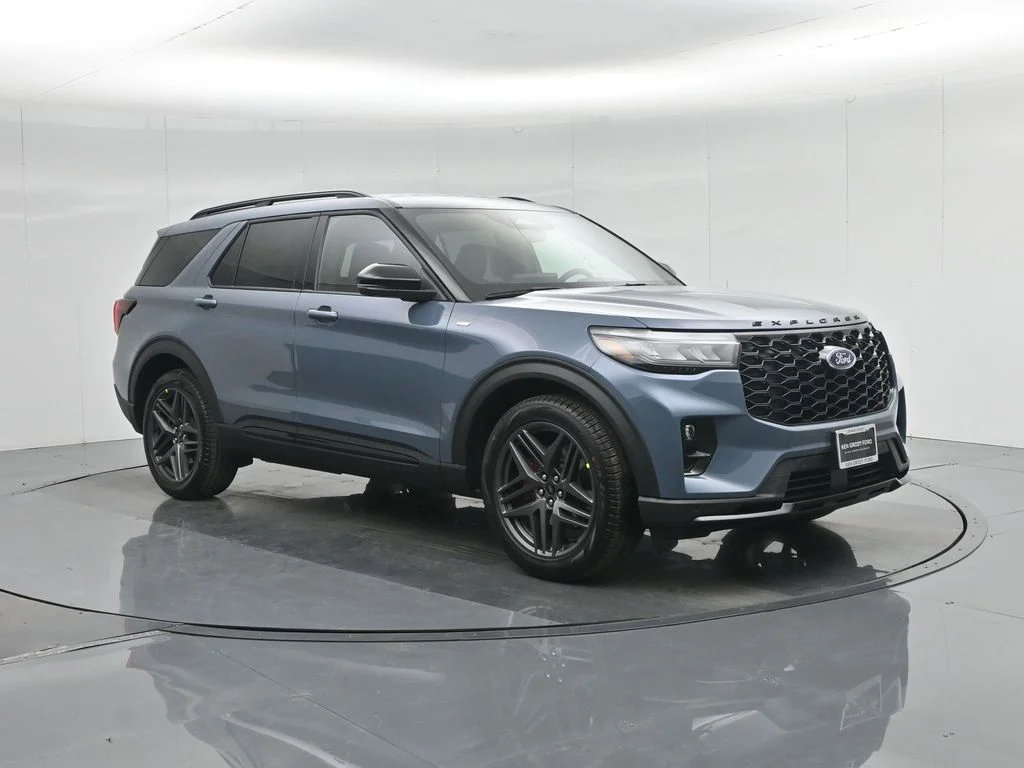 New 2026 Vapor Blue Metallic Ford ST-Line image 28