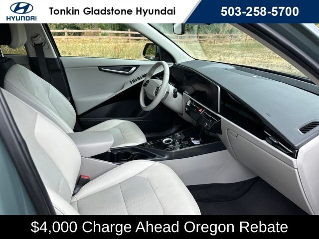 Used 2023 Cityscape Green Kia Wind image 25