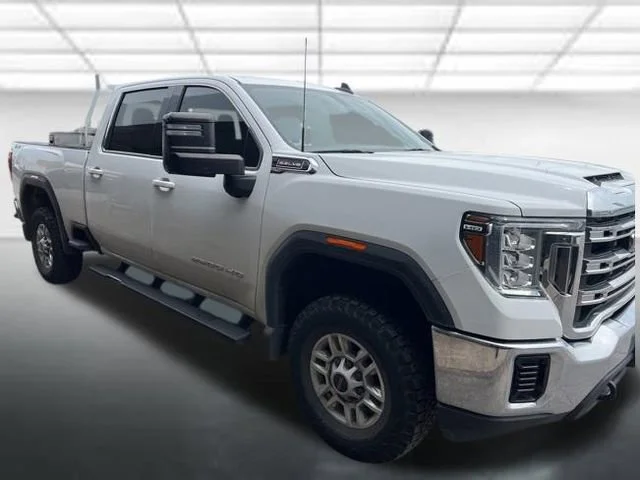 2021 GMC Sierra 4WD Crew Cab Standard Box SLE's photo