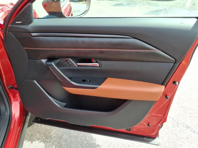 2025 Mazda CX-50 Premium Plus - Photo 21