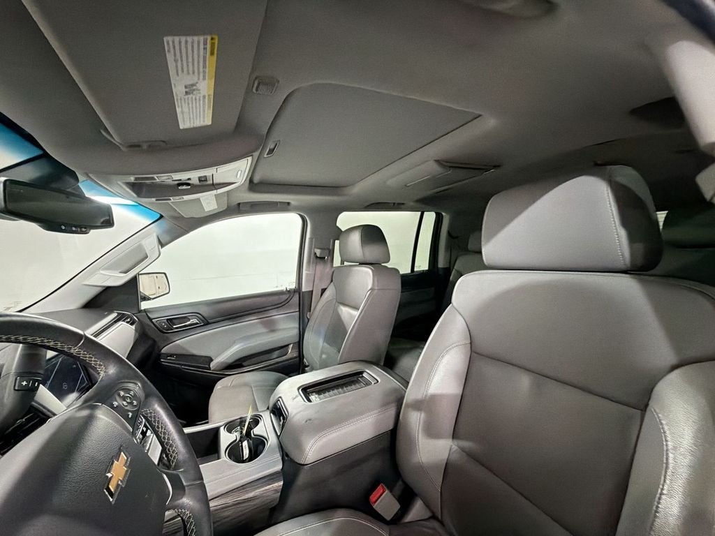 Used 2016 SILVER ICE METALLIC Chevrolet LT image 19