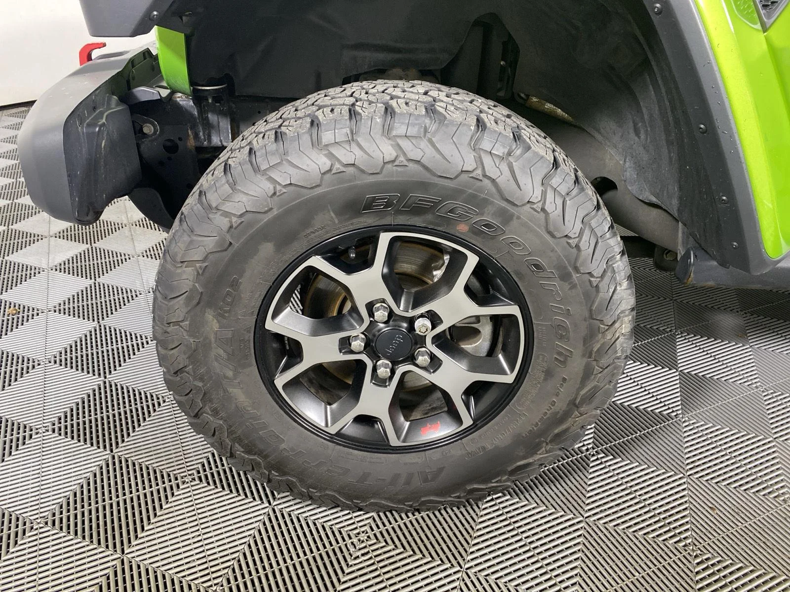 Used 2018 Mojito! Clearcoat Jeep Rubicon image 13
