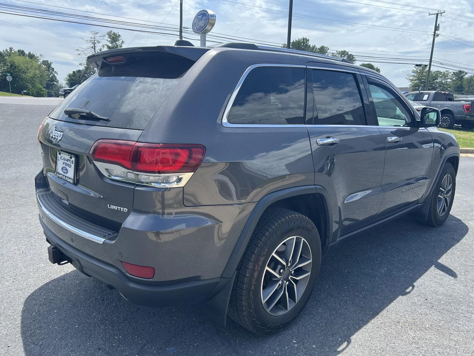 Used 2020 Granite Crystal Clearcoat Metallic Jeep Limited image 5