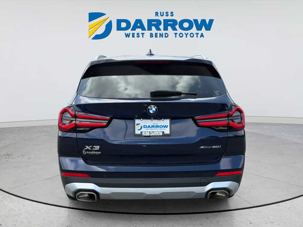 Used 2022 Blue BMW xDrive30i image 35