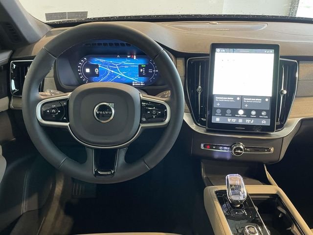 2026 Volvo XC90 Plus - Photo 25