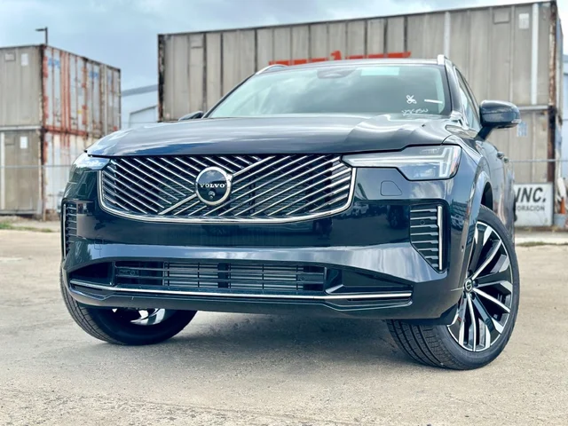 2026 Volvo XC90 Plug-In Hybrid T8 Plus