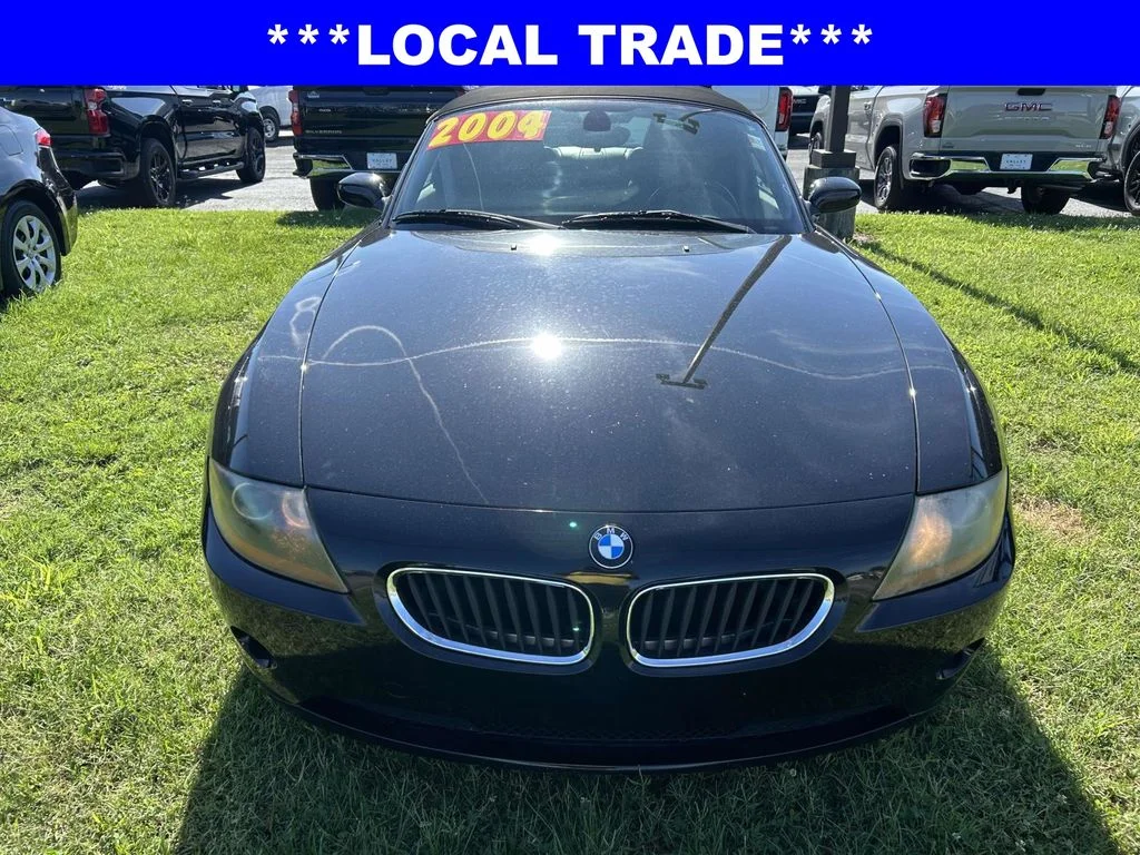 Used 2004 Black BMW 2.5i image 9