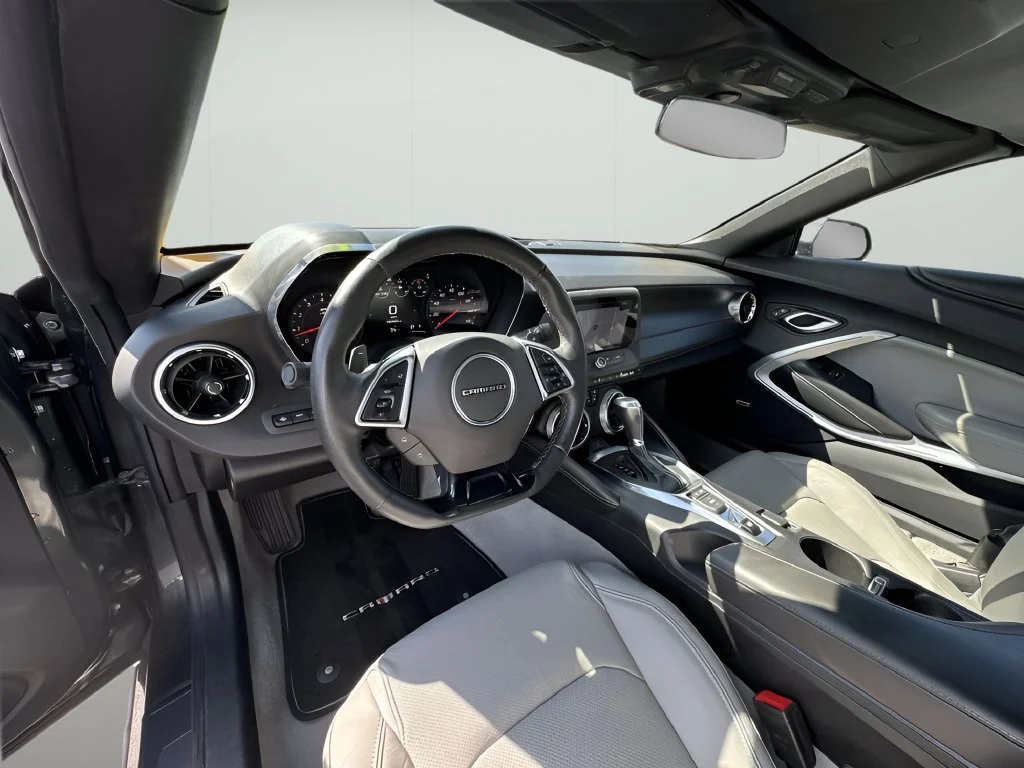 Used 2018 NIGHTFALL GRAY METALLIC Chevrolet 2LT image 22